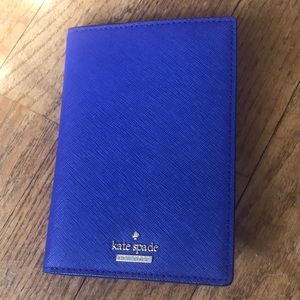 Passport holder/wallet